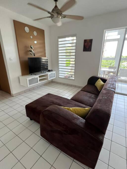 Appartement F4 Petit Bourg Екстериор снимка